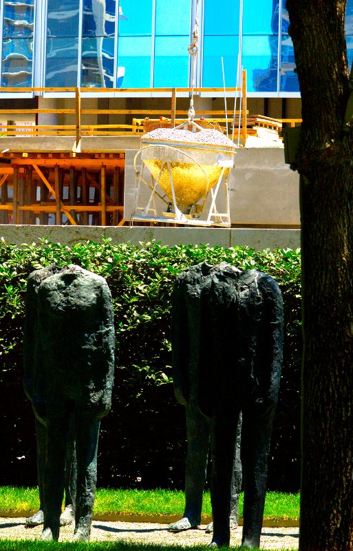 Headless Construction