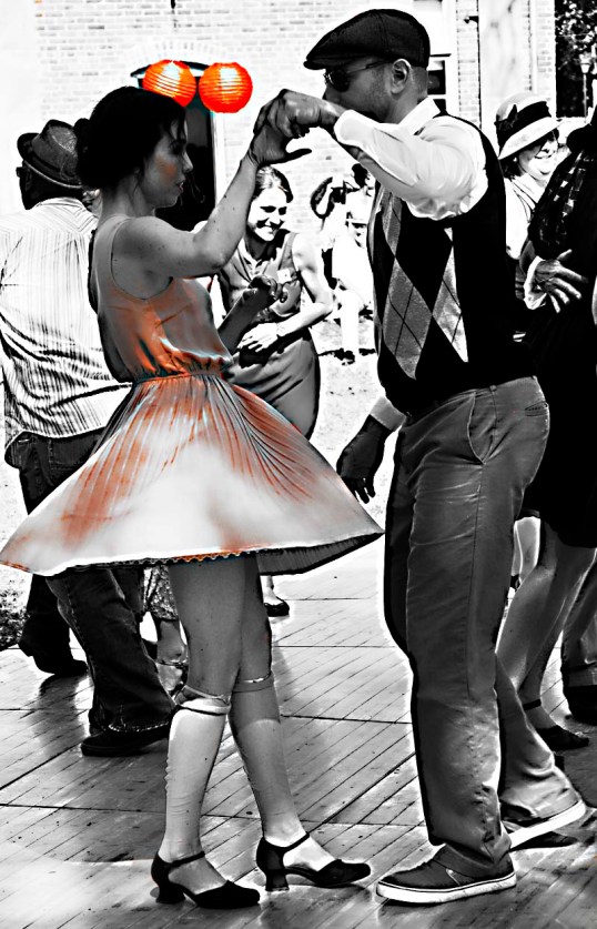 Dancers (click to enlarge)