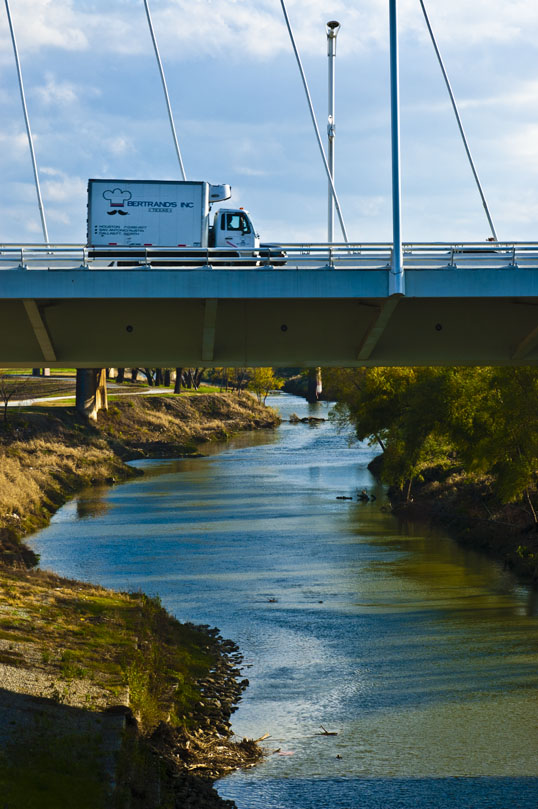 View of the Trinity River and the Margaret Hunt Hill Bridge from the Continental Bridge Park, Dallas, Texas